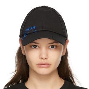 ADER ERROR
Black Destroyed 02 Cap